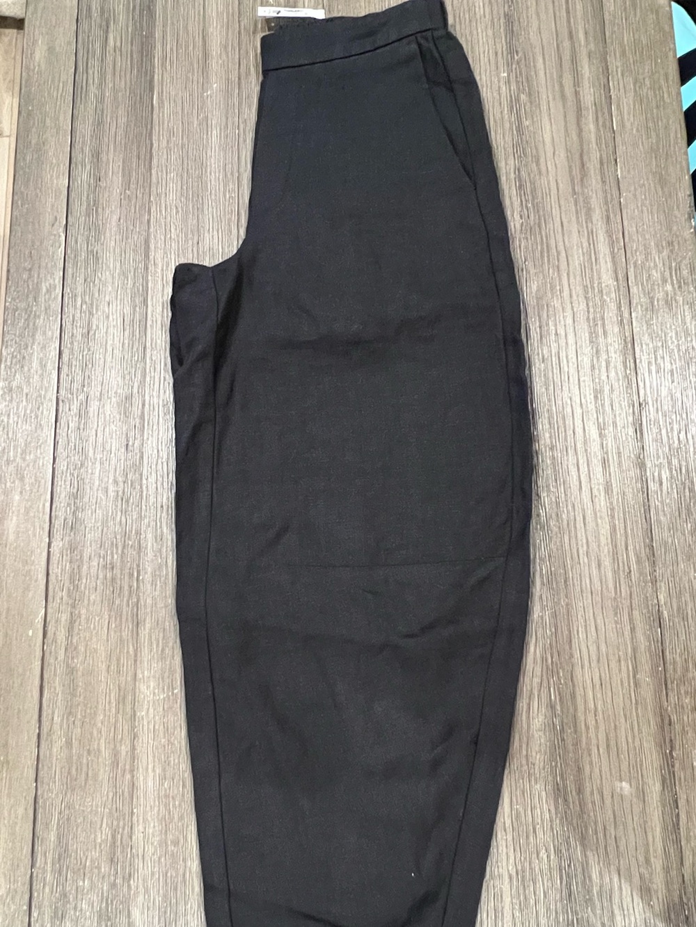 Madewell Black Relaxed Linen-Blend Chino Pants - Picture 2 of 7